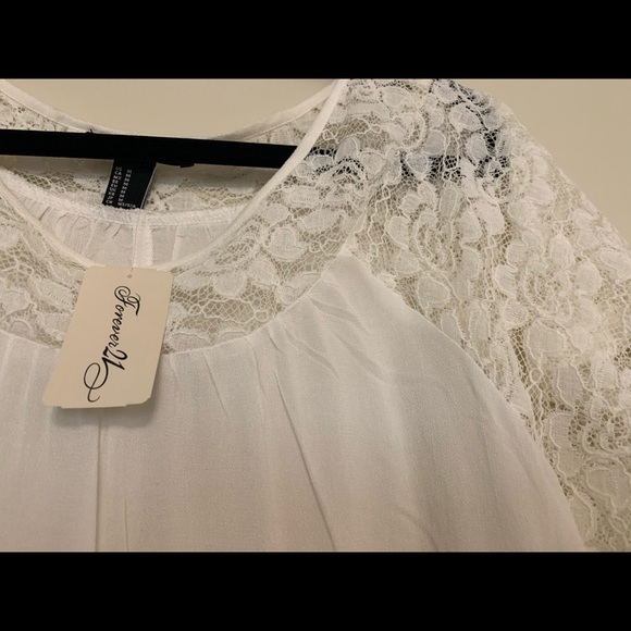 Forever21 Lacey White Top - Picture 2 of 6